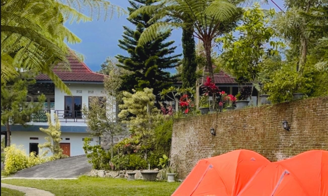 Villa Green Kemuning 4 Villa & Homestay Green Kemuning
