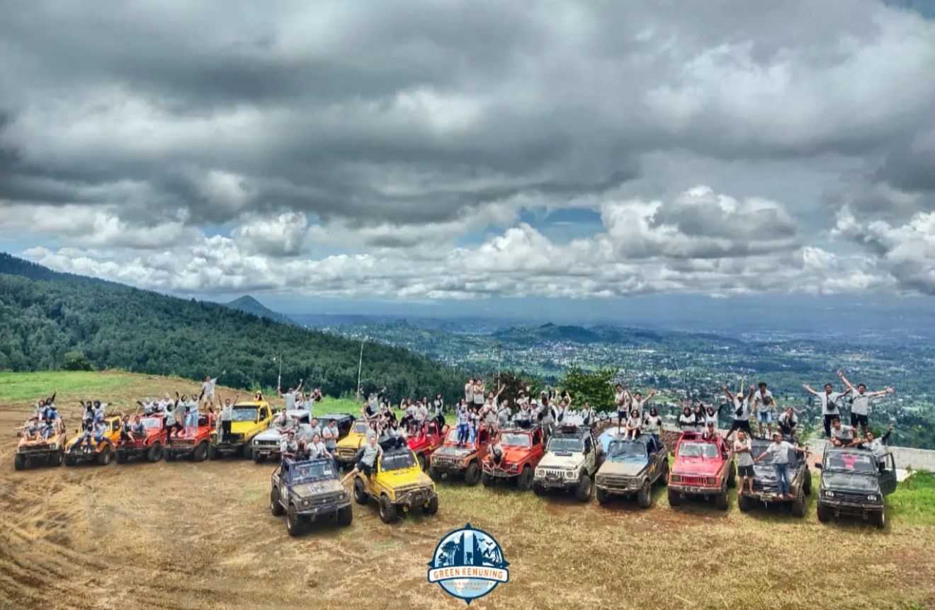Jeep Private Long Trip Green Kemuning