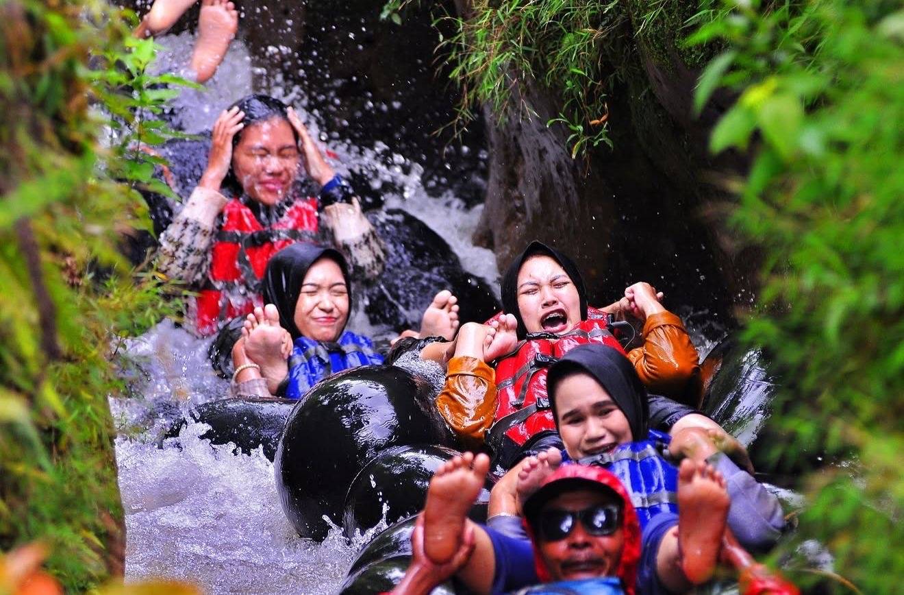 River Tubing Short River Tubing Green Kemuning